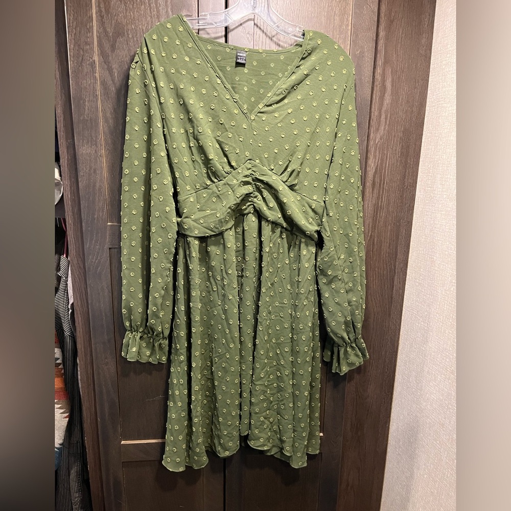 Forest green long sleeve mini dress
